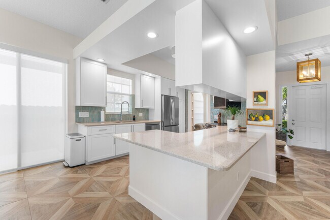 Photo - 8308 Rosalie Ln