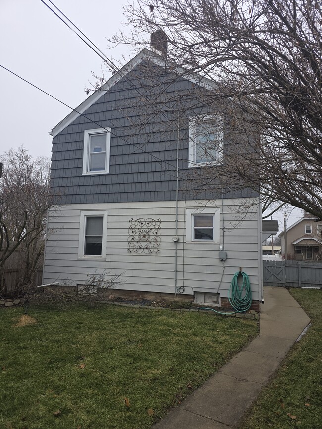 Photo - 4017 S 1st St