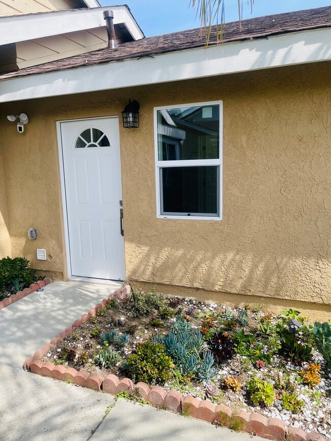 Photo - 7531 Bovey Ave