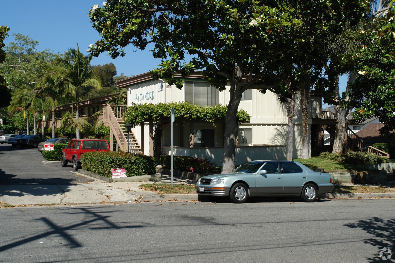 Sycamore Apartments - Sycamore Apartments