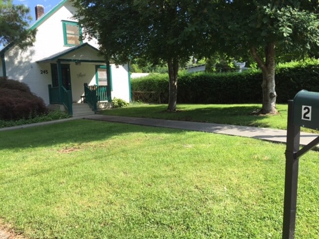 Photo - 245 N Harris Ave