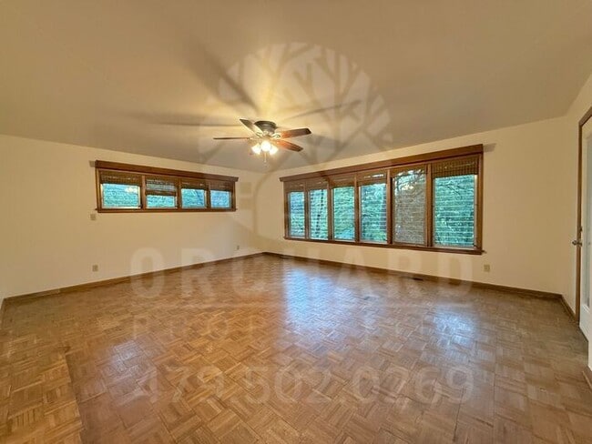 Photo - 3 bedroom, 2 Bath House Near University of...