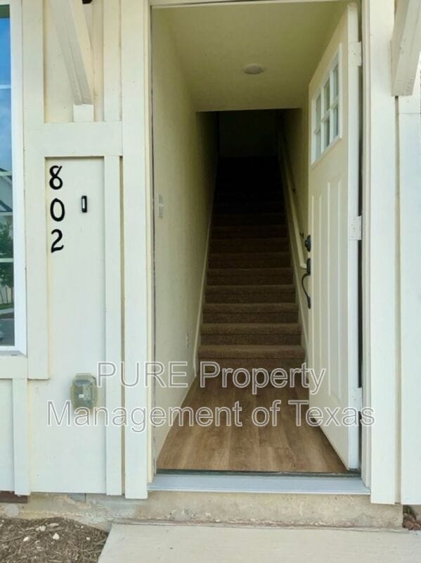 Photo - 2002 W 2nd St