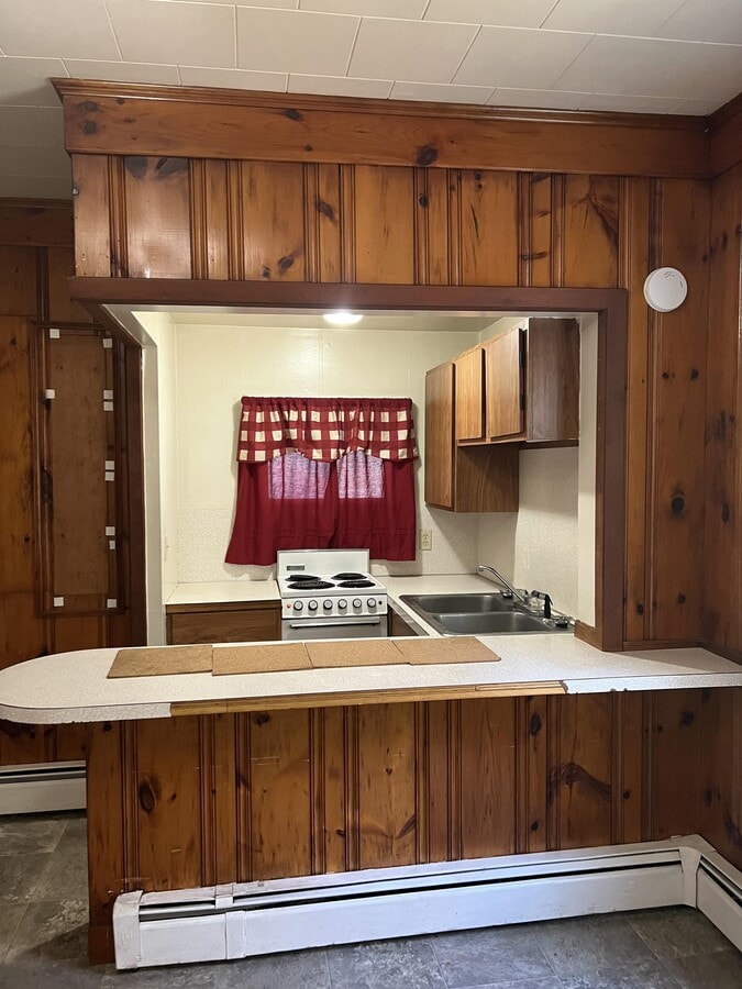 290 Main St Apartment For Rent in Corinth, ME