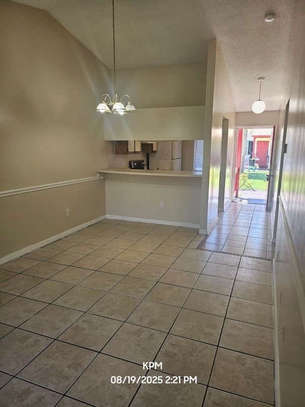 Photo - 1305 Rosewood Villa Ln