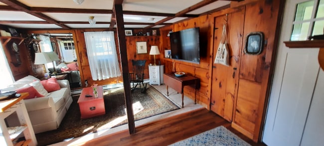 Photo - 86 Forest St Unidad Front Apt