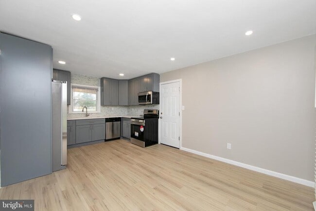 Photo - 2 S Sunset Rd