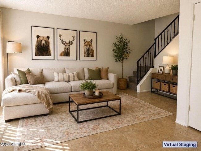 Building Photo - 286 W Palomino Dr