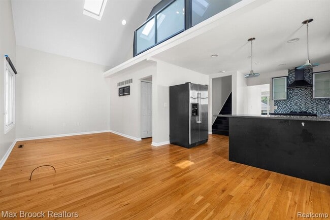 Photo - 520 E Hazelhurst St