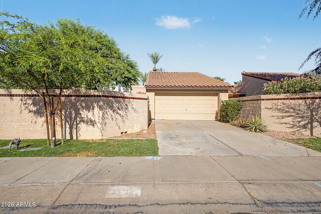 Building Photo - 11145 N 109th St
