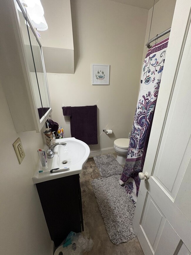 Photo - 406 4th St Unit apt 1