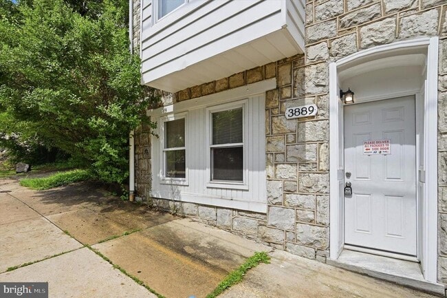 Photo - 3889 Manayunk Ave