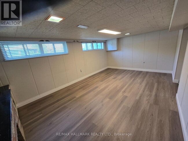 Photo - 211 Norfolk Ave