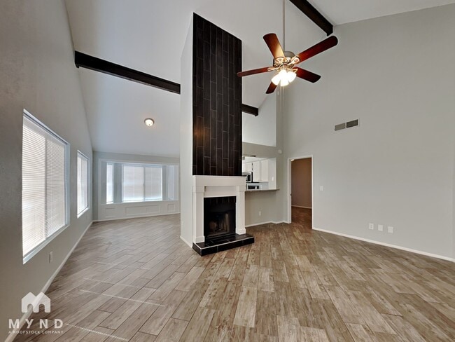 Photo - 2265 W Ross Ave
