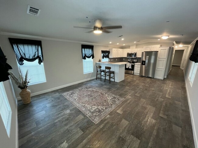 Photo - 311 Lighthouse Way