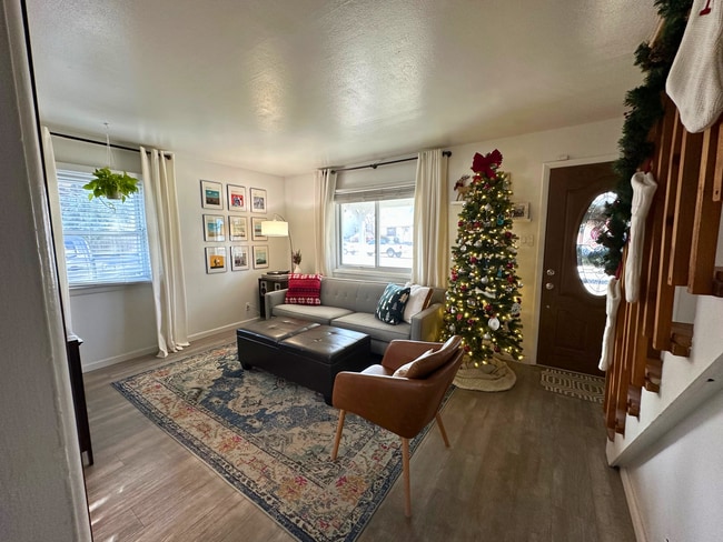 Photo - 2620 S Julian St