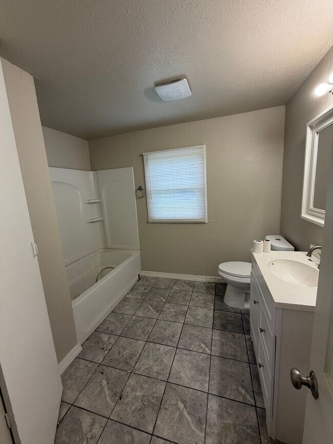 Photo - 4 Bedroom 2 Bath Home for Rent