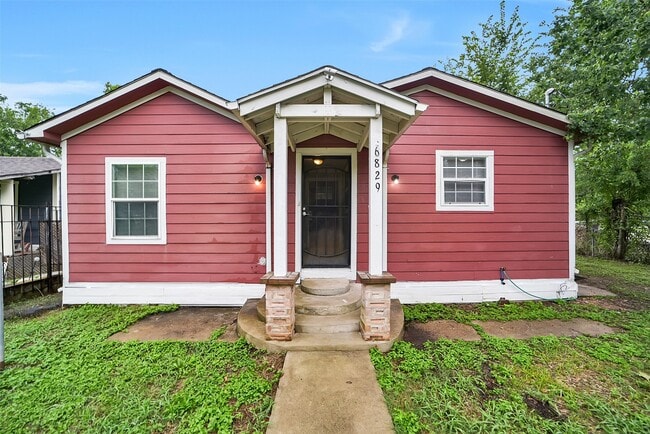 Building Photo - 6829 Madrid St Rental