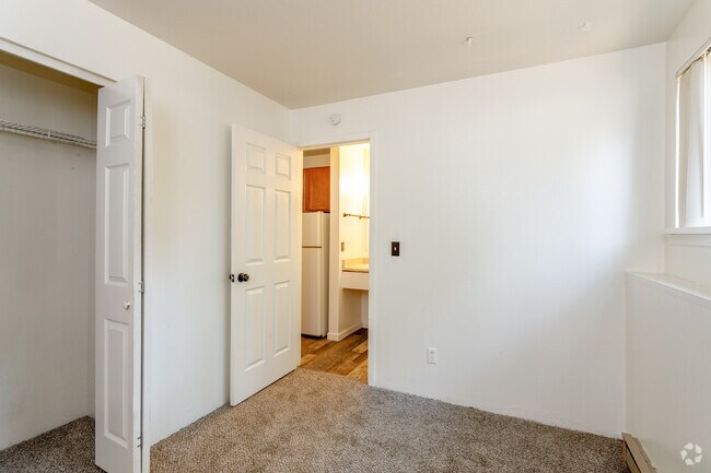 1HAB, 1BA - 450SF (planta baja)
