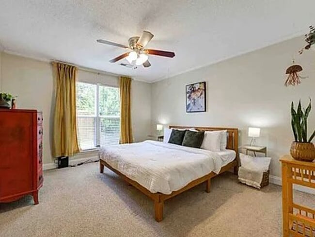 Photo - 905 Burnley Rd Unidad ID1318679P