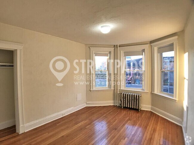 Building Photo - 1 bedroom in Boston MA 02215 Rental
