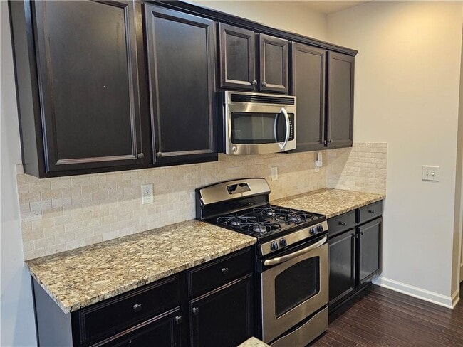 Photo - 6185 Crested Moss Dr