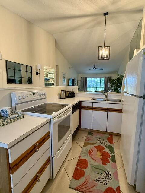 Photo - 1002 Keystone Dr Unit G