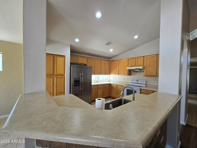 Photo - 1074 E Cathy Dr