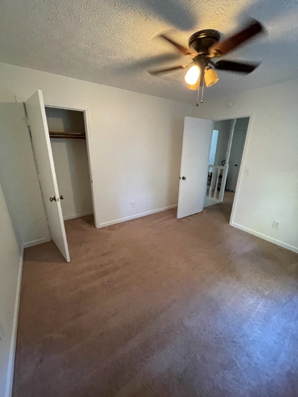 Photo - 3230 Meadowlark Ln NW