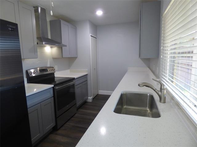 Photo - 5016 Roberts Dr