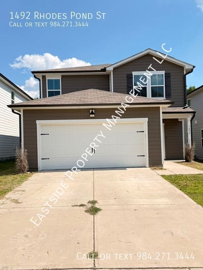 Building Photo - 1492 Rhodes Pond St