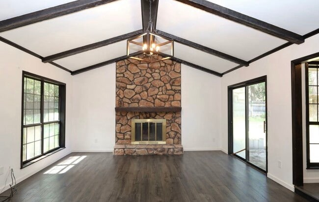 Photo - 2208 Northwood Cir