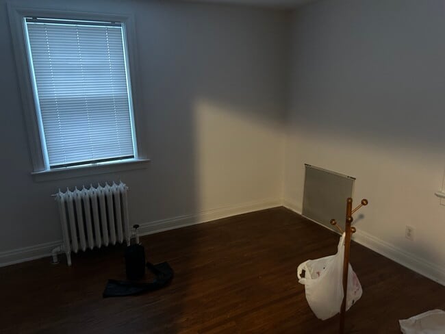 Bedroom - 309 W Sandusky St