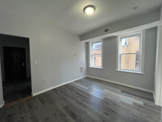 Photo - 123 Wade St Unidad 5