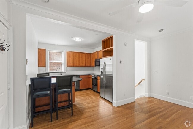 Building Photo - 4 Powers Ct Unit 1 Rental