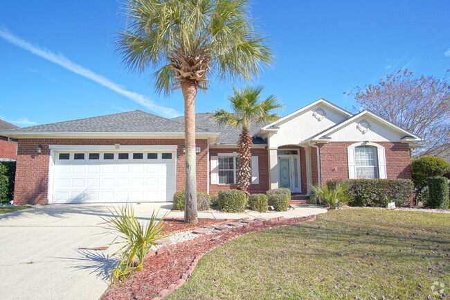 Building Photo - 4 bed 3 bath with over 3,000 sqft~ Fenced ... Rental