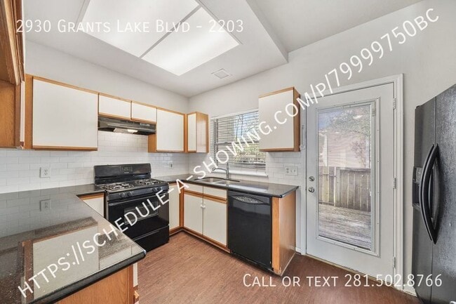 2930 Grants Lake Blvd