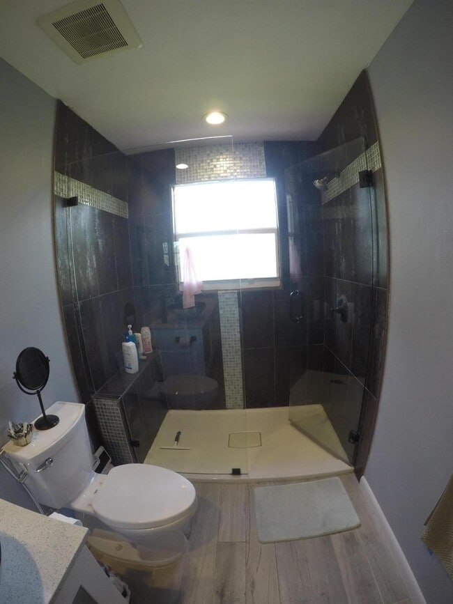 Photo - 1190 Imperial Lake Rd