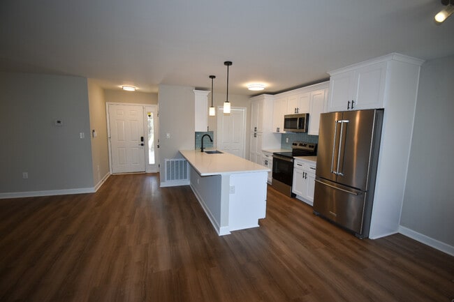 Photo - 376 Tall Oaks Trl Unit 376