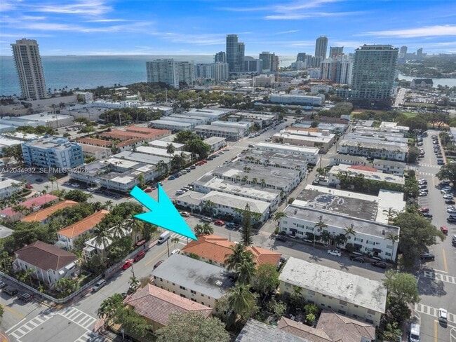 Photo - 503 75th St Unidad 7504