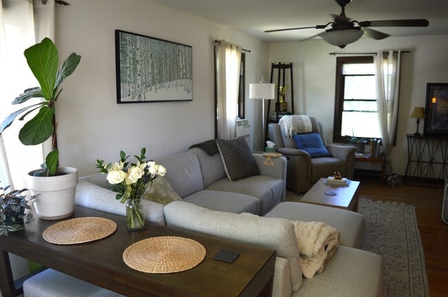 Photo - 1606 Sheridan Dr