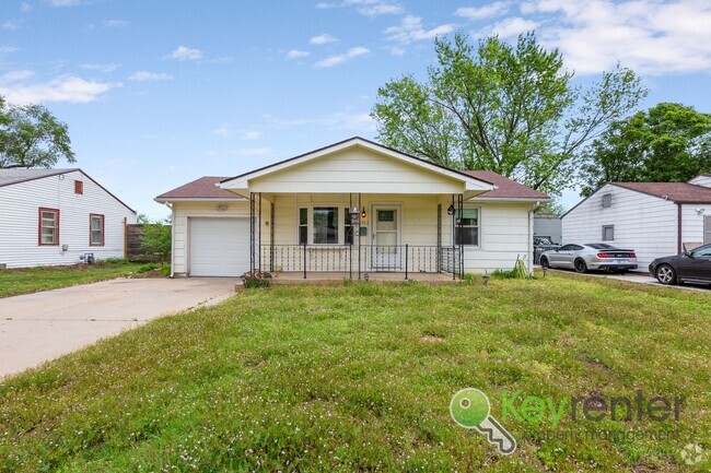 Building Photo - Applicances included! 2 Bedroom 2 Bathroom... Rental