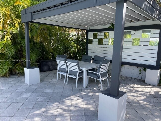 Photo - 2067 NE 121st Rd