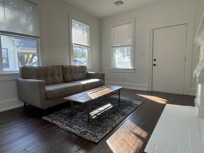 Photo - 1137 NW 44th St