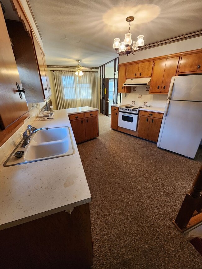 Photo - 1115 N Sherman Ave