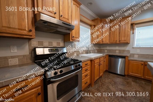 Photo - 3601 Borland Rd