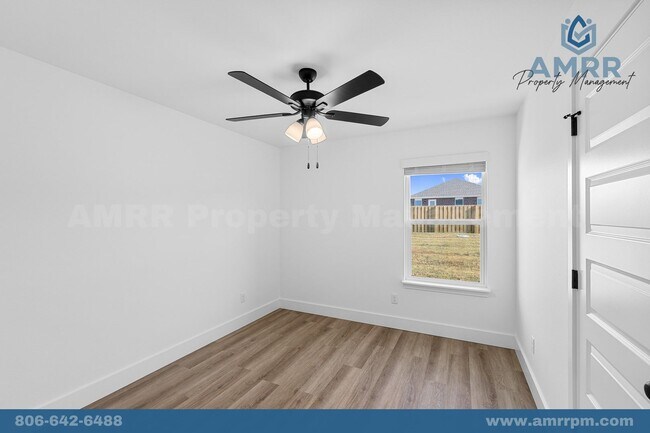Photo - 1804 Ferguson St