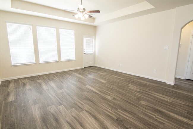 Photo - 29614 Clover Shore Dr