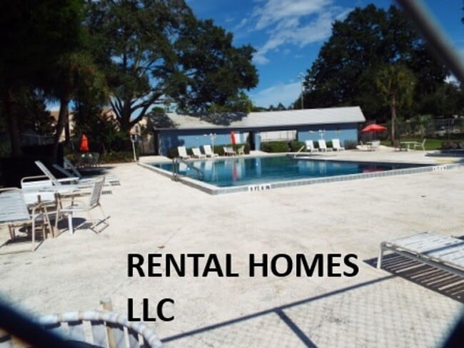 Photo - Two Bedroom One Story Townhouse close to Altamonte Mall & all other major local roads