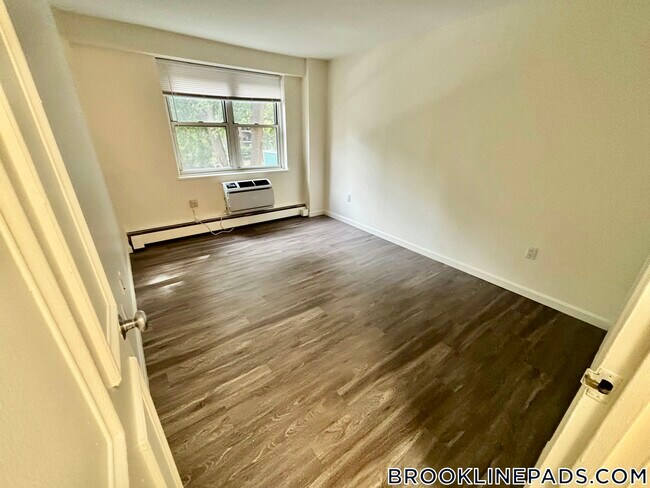 185 Freeman St Unit 333